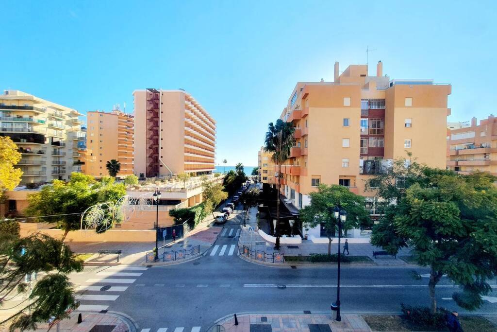 Boliches Parking & *