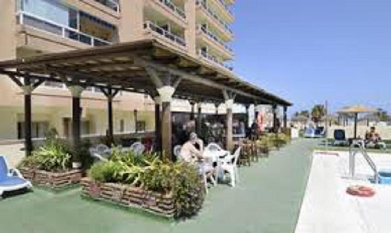 El Albero Integrado En El Pyr Centrico Y En Primera Linea De Playa Huoneisto Fuengirola