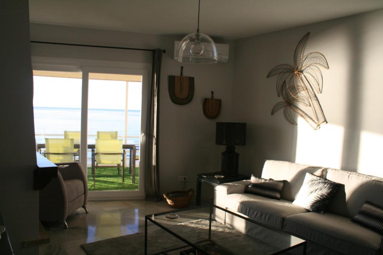 En Primera Linea/beachfront Huoneisto *
