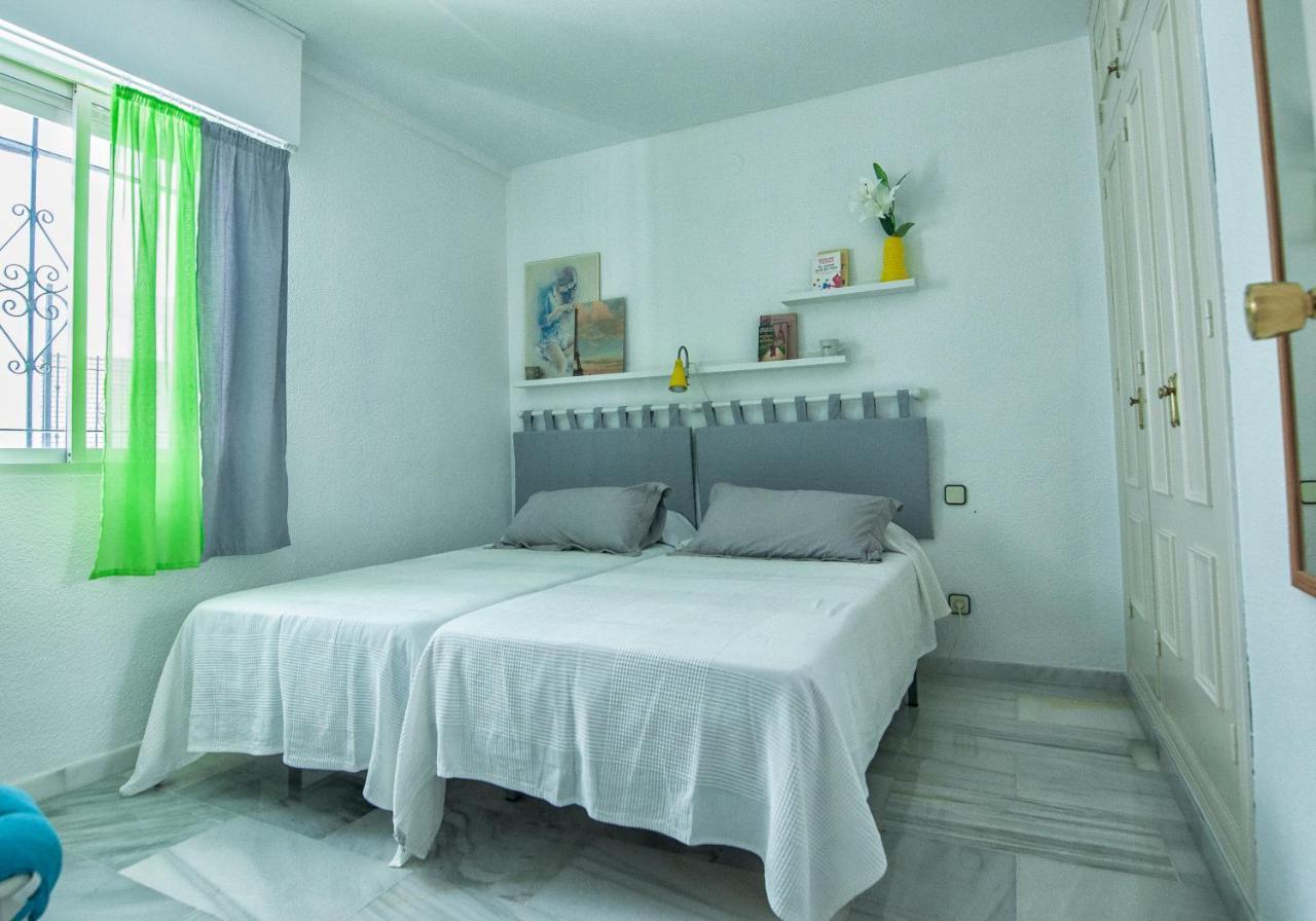 Luminoso Y Fresco En 2ª Linea De Playa Apartment Fuengirola
