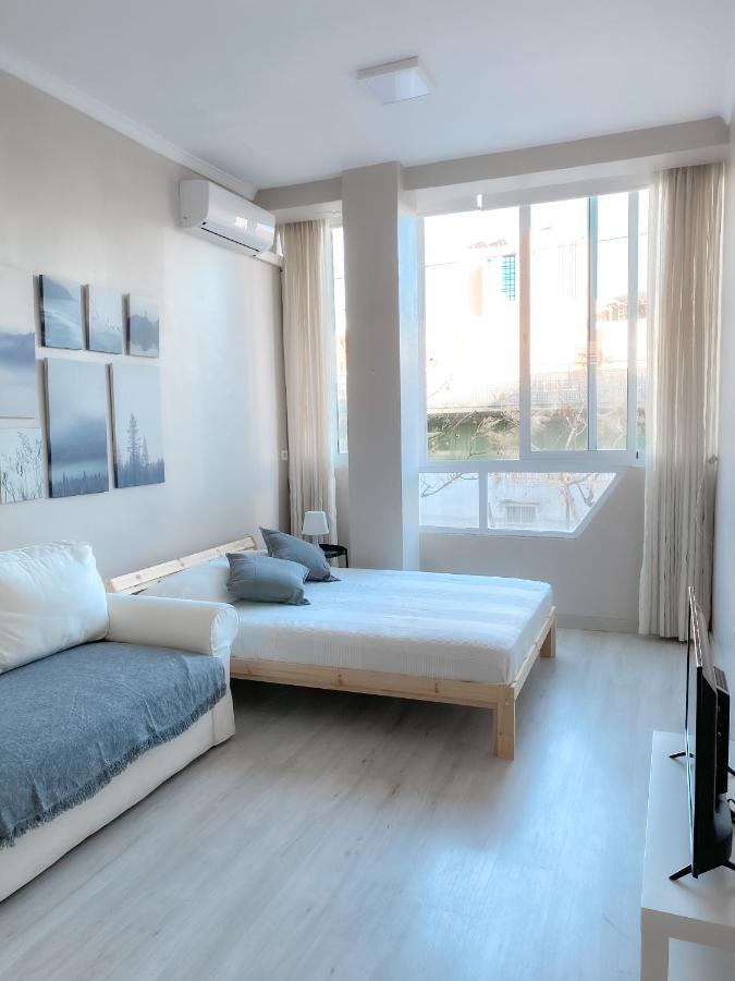 Boliches Apt - Playa, Restaurantes Y Comercios Apartment *