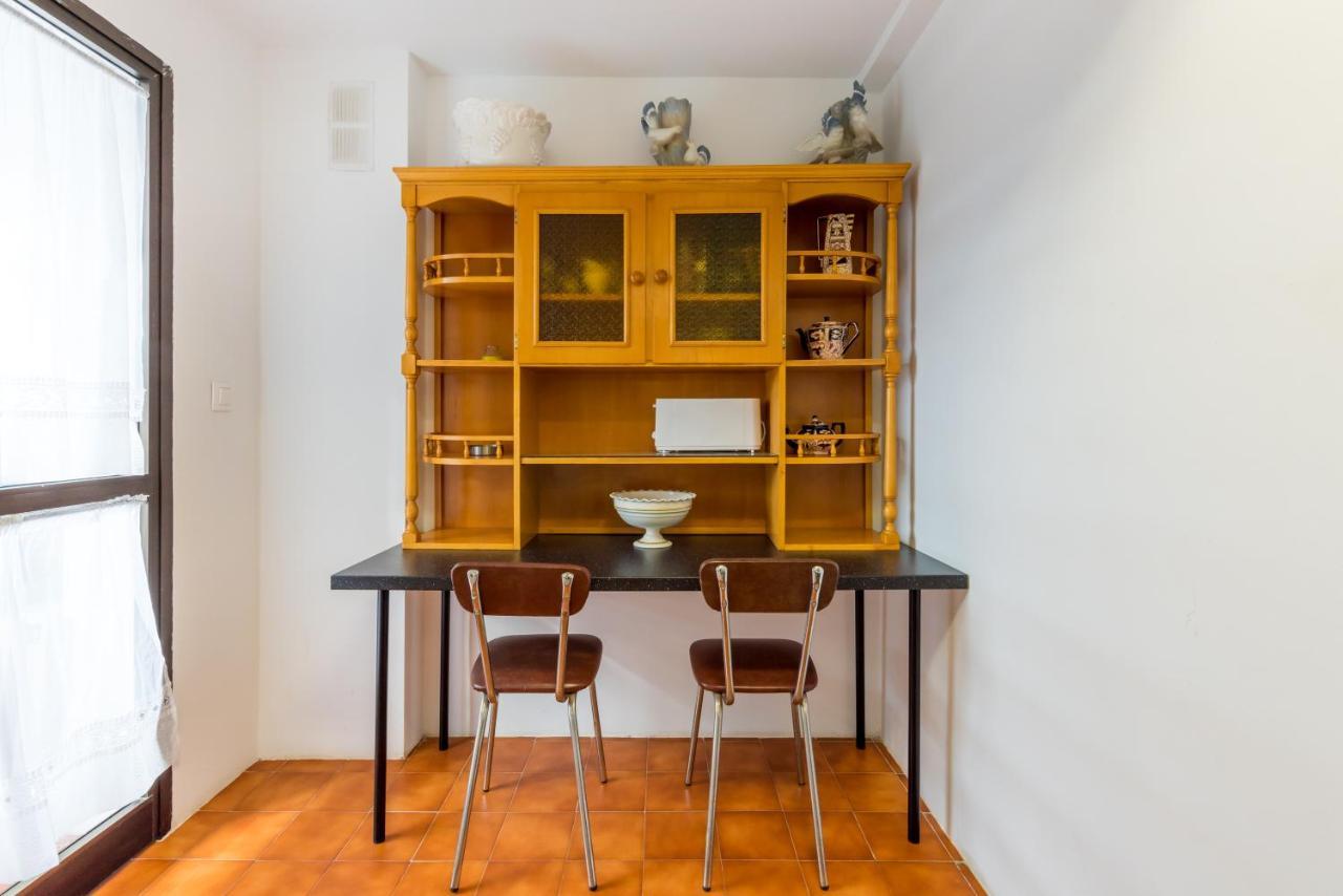 Centre Apartment *