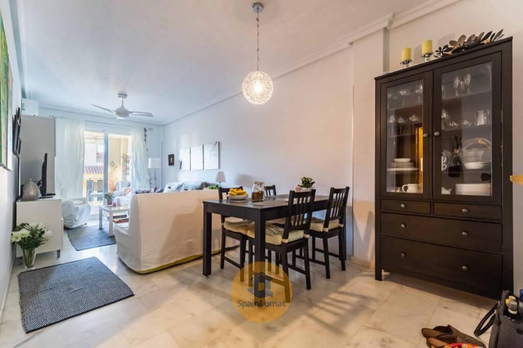 Apartamento Con Amplia Terraza En Apartment Fuengirola