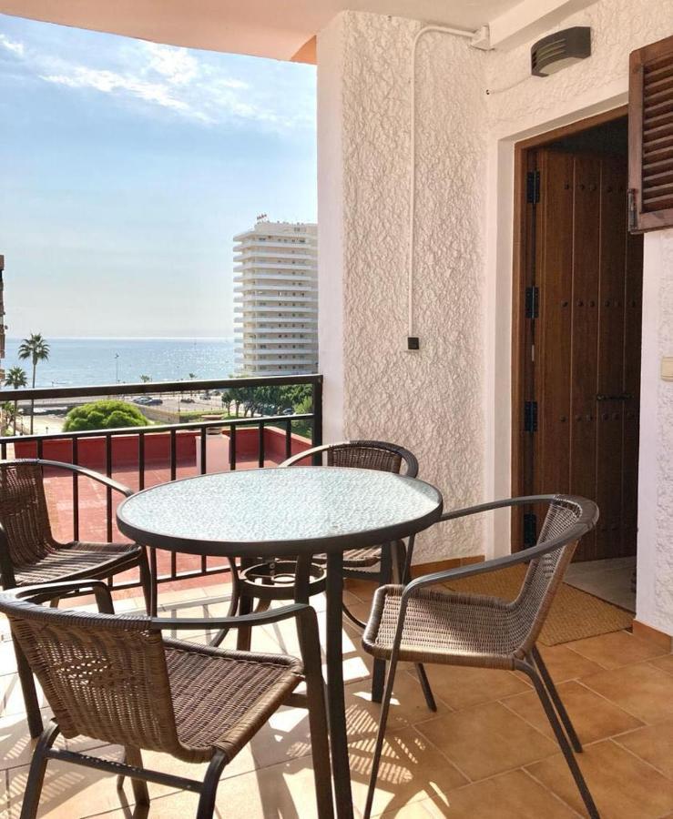 Top Floor With Two Balconies * Fuengirola