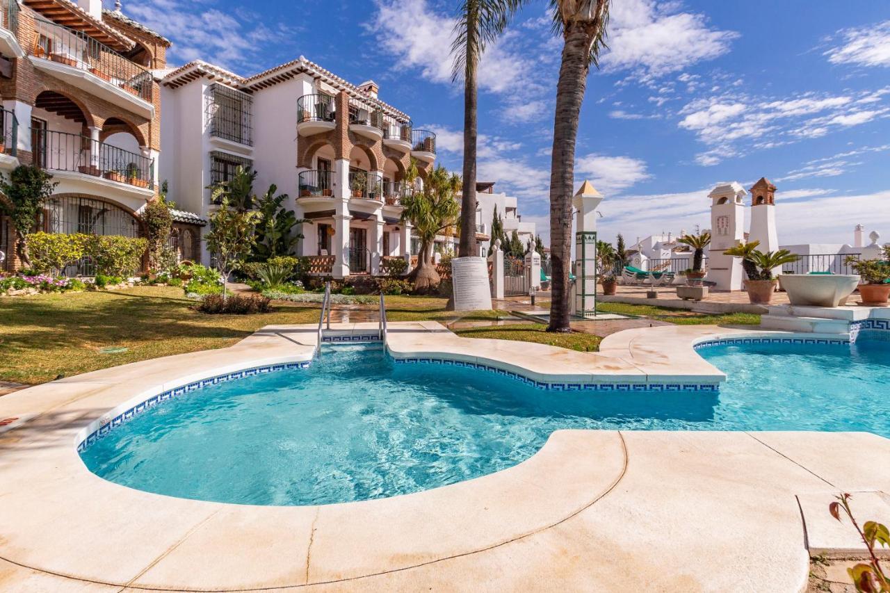 Sanders Golf - Lovely Two-bedroom With Shared Pool Apartment