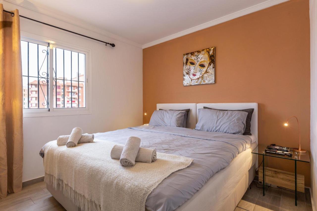 Mar Del Plata 8 Bed * Fuengirola