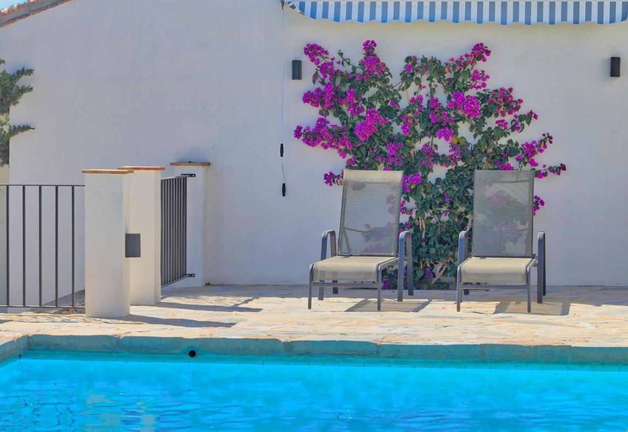 Amazing With Panoramic Views Villa *