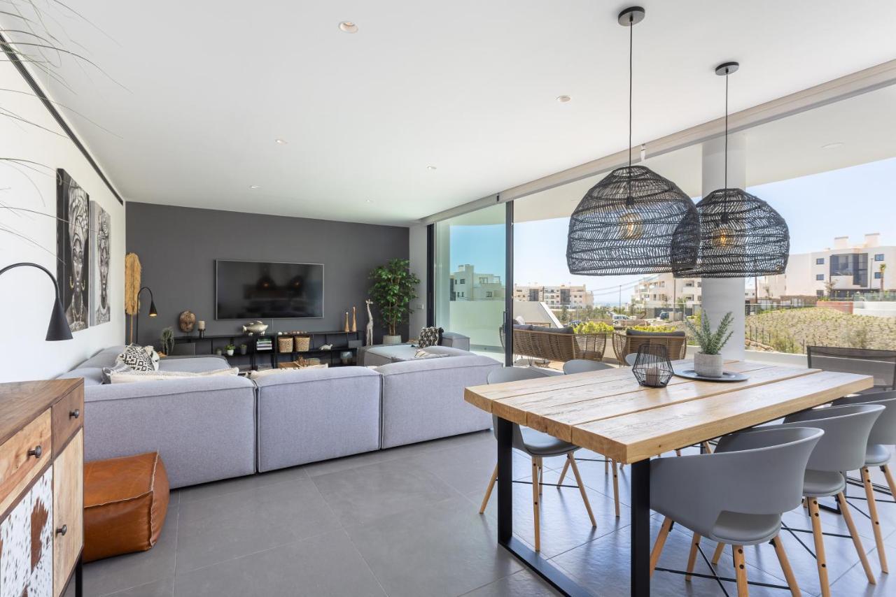 Higueron West Luxury