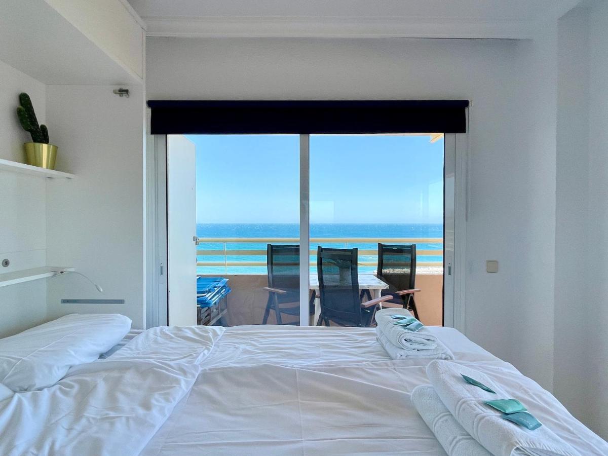 Private Beachfront With Sea View At Stella Maris Apartment