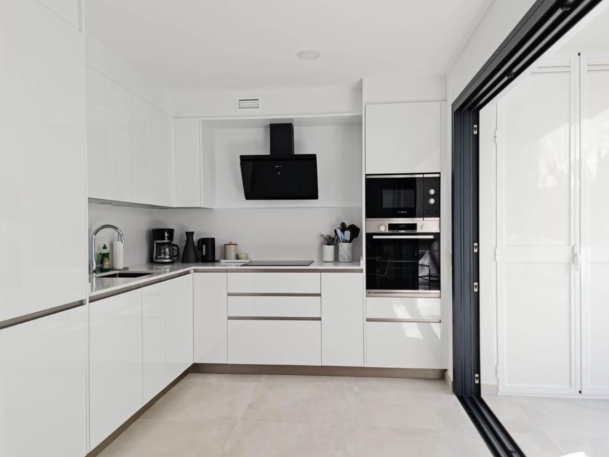 Apartamento Brand New Exclusive Apartment, 100 Meter From The Fuengirola