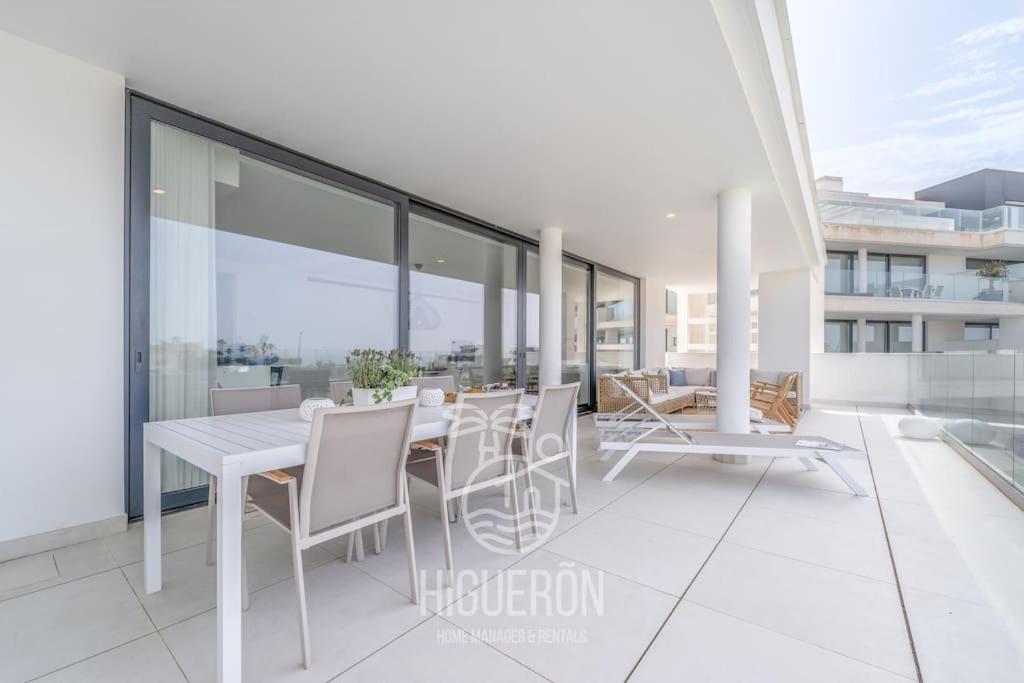 Higueronrentals El Dado