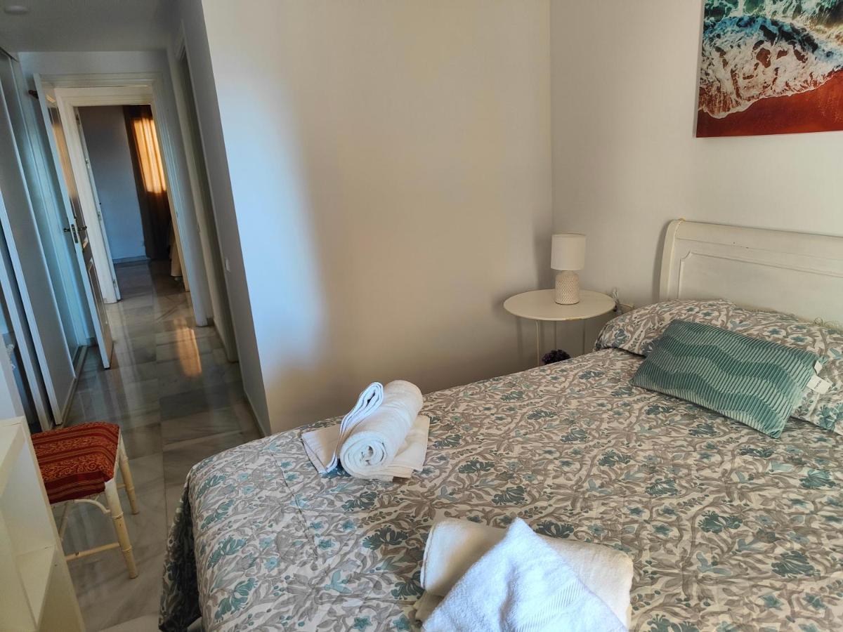 Cerca De La Playa Con Piscina Apartment