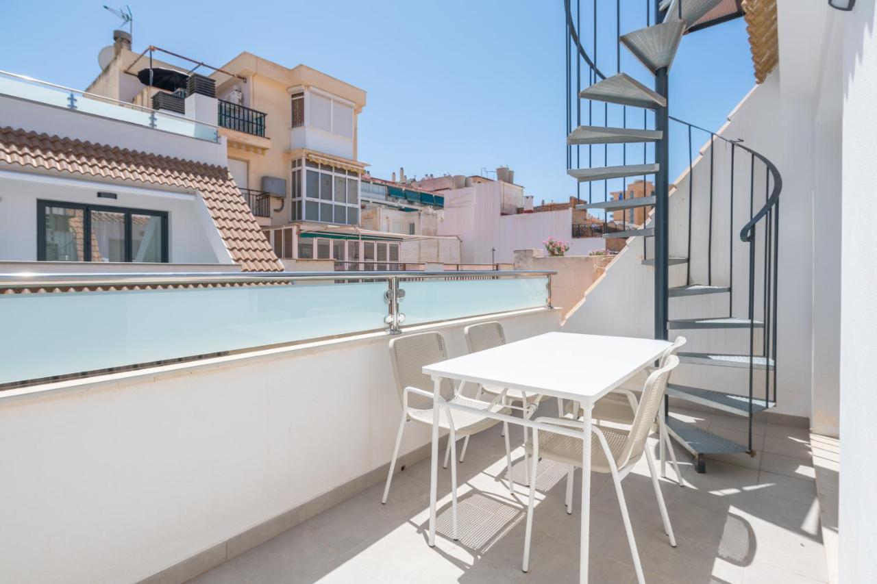Atico 2 Junto A La Playa By Renthas Apartment *