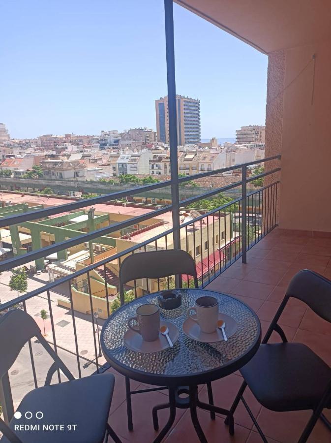 Acapulco With Pool Huoneisto Fuengirola