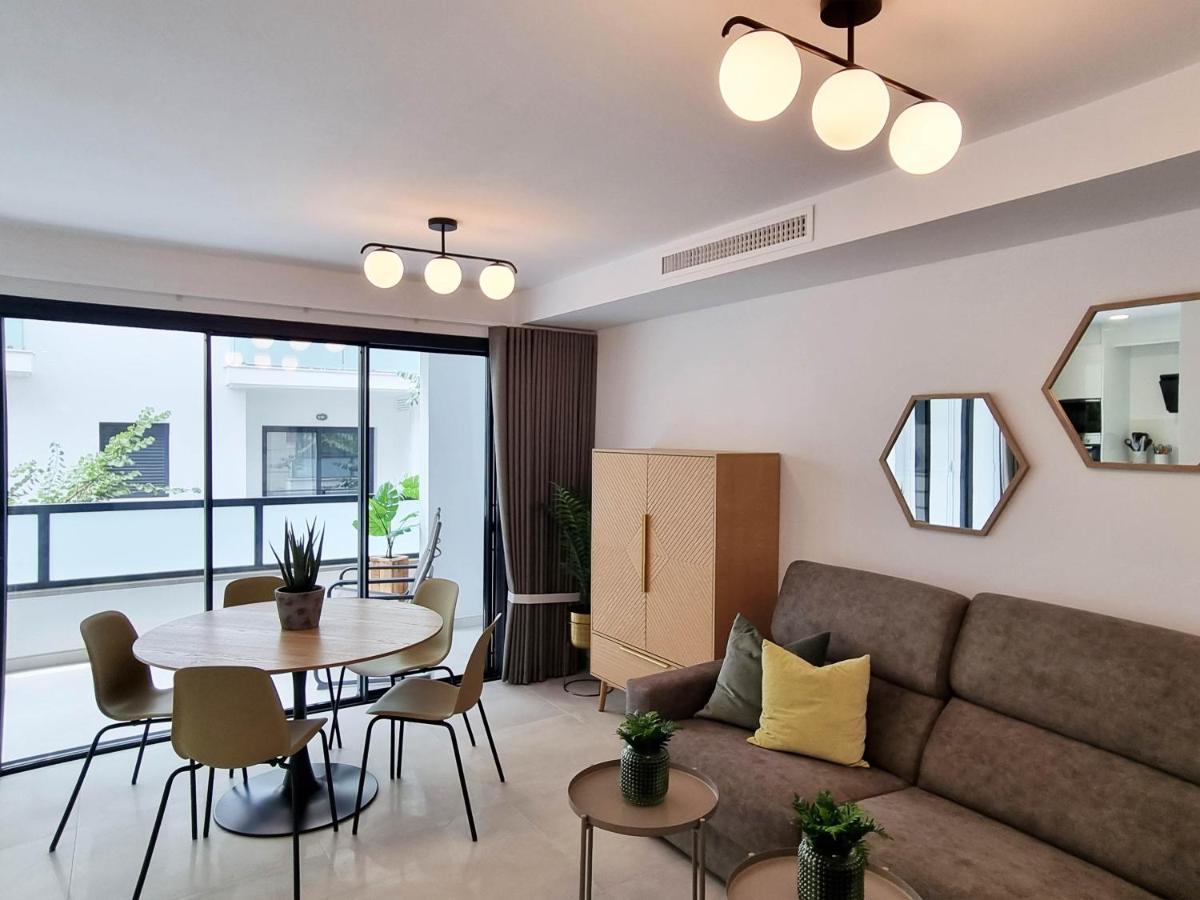 Brand New Exclusive Apartment, 100 Meter From The Fuengirola