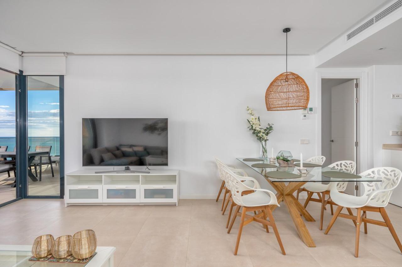 Luxurious With Pool And Gym El Higueron By Costarentals - Ref 149 Appartement