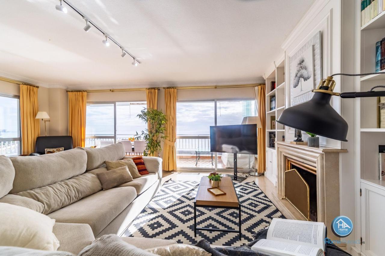Super Exclusive With Free Parking Appartement *