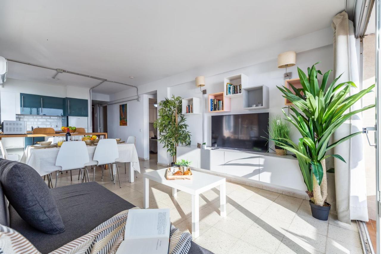 Apartmentos Vistamar Apartment