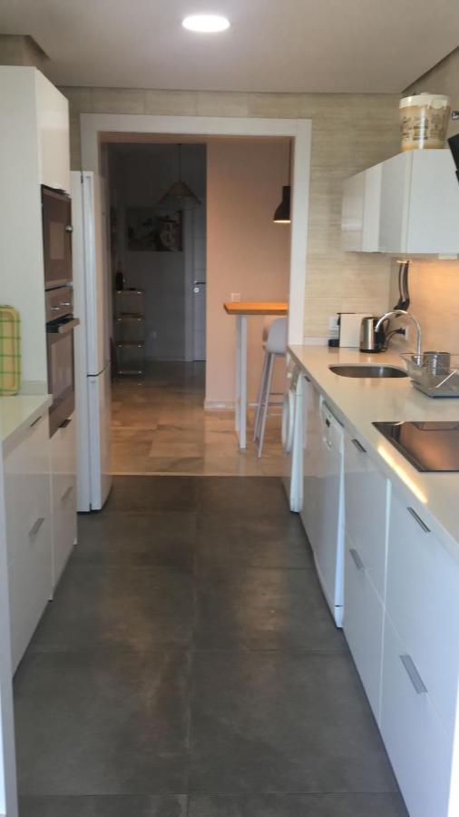 Huoneisto En Primera Linea/beachfront Fuengirola
