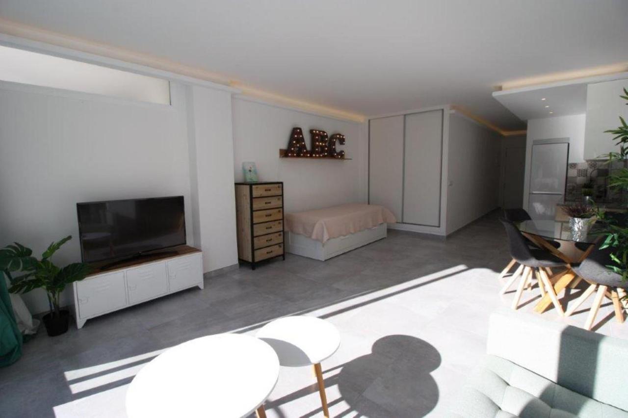 Walking Distance To Torreblanca Rio Sol *