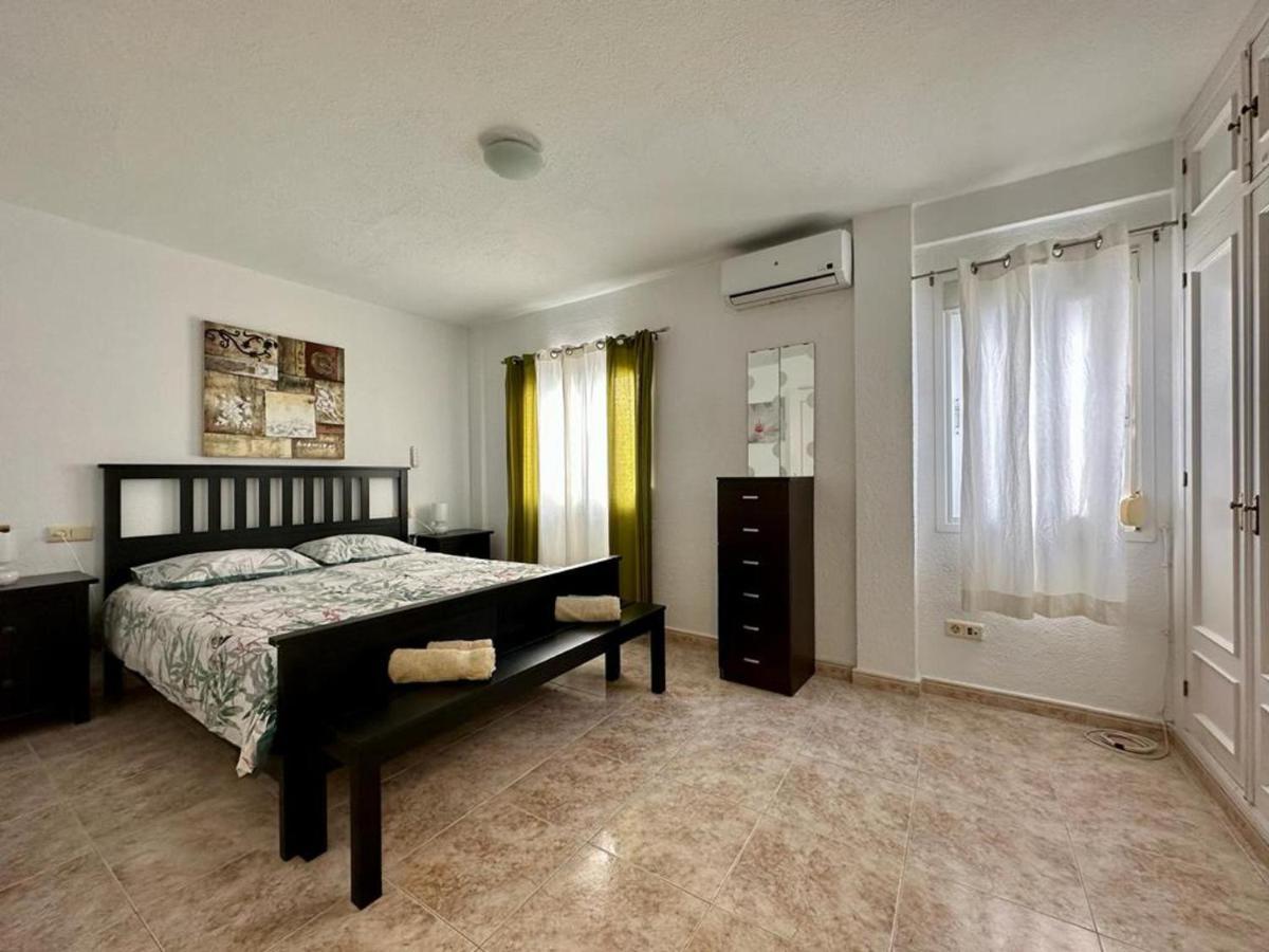 Charming 3-bed In Fuengirola