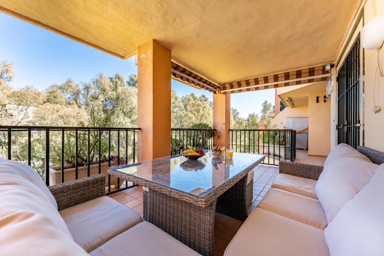 Huoneisto Seaside Bliss 2br With Tranquil Terrace Pool And Parking Fuengirola