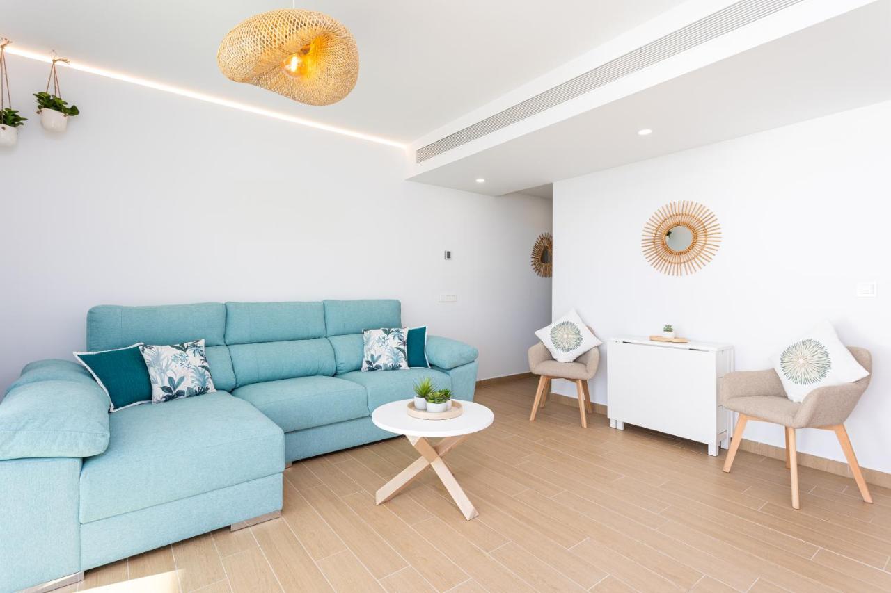 Ensuite Sea & Pool Views With Private Parking Apartment *
