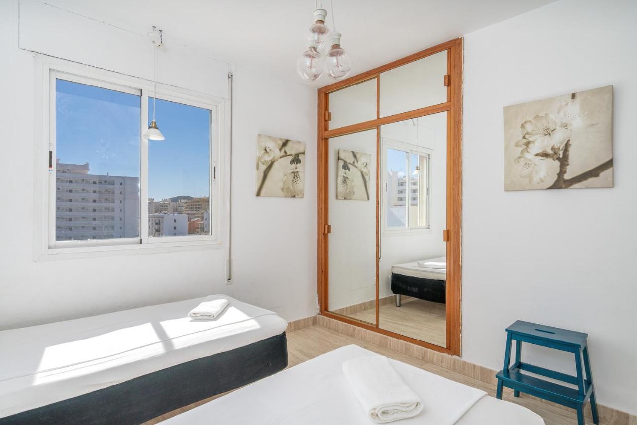 Lovely Penthouse In Old Town By Costarentals - Ref 166 Apartment