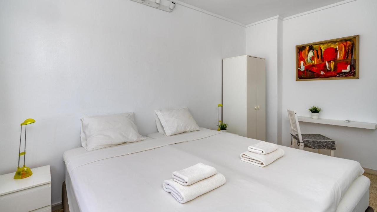 Relaxing Getaway By The Sea In By Costarentals - Ref 169 *