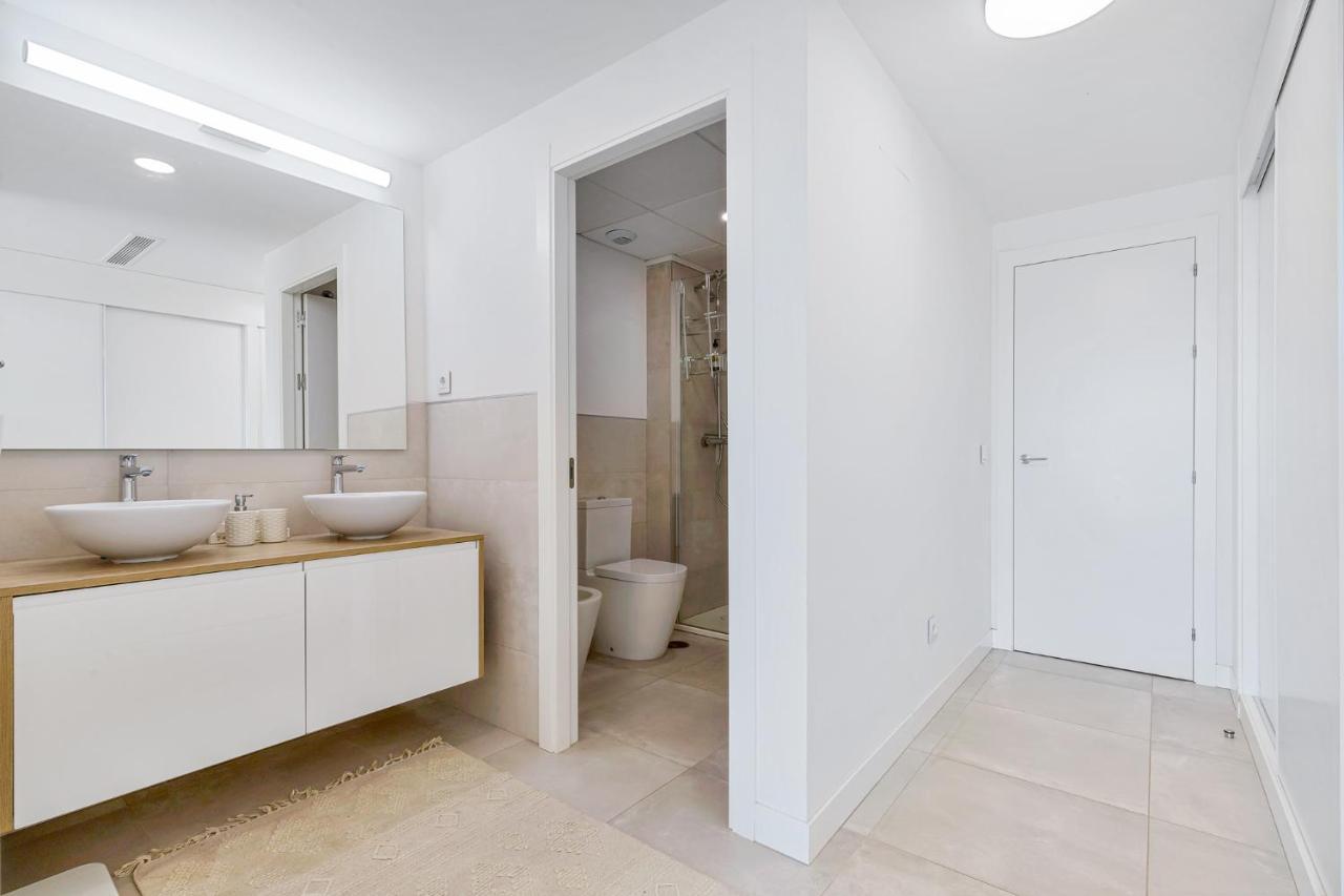 Lovely 3 Bedroom Next To Higueron Area. * Fuengirola