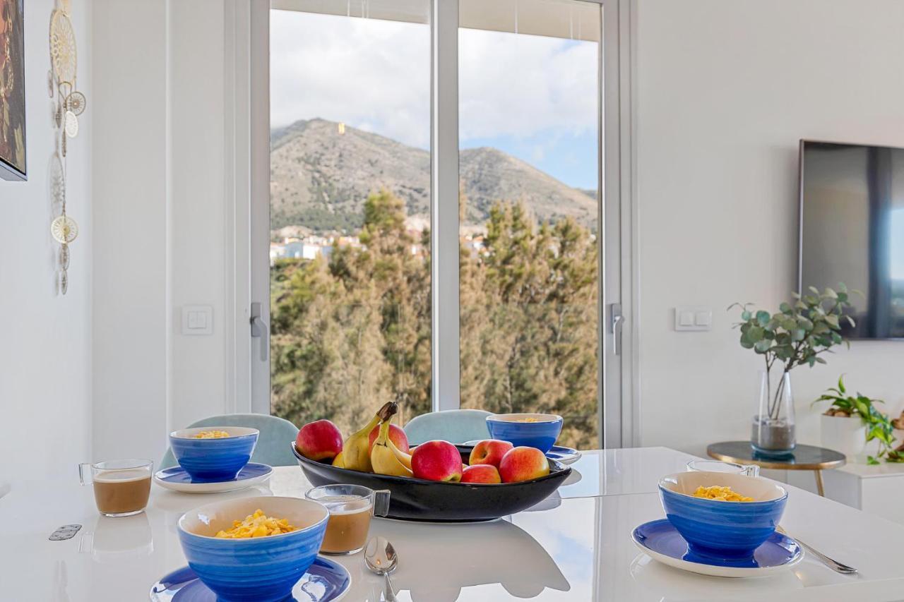 Lovely 3 Bedroom Next To Higueron Area. *
