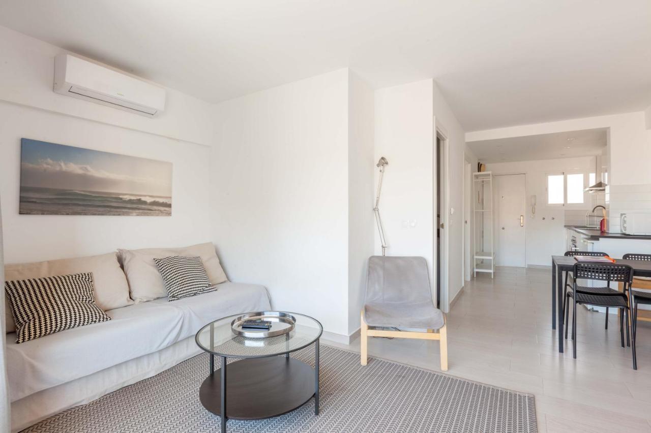With Balcony In By Costarentals - Ref 92 * Fuengirola