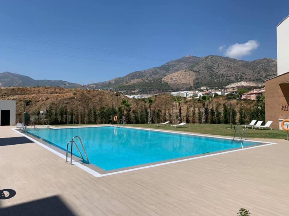 Lovely 3 Bedroom Next To Higueron Area. Apartment