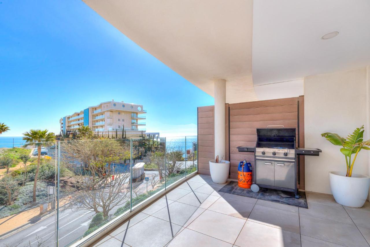 Lovely 3 Bedroom Next To Higueron Area.