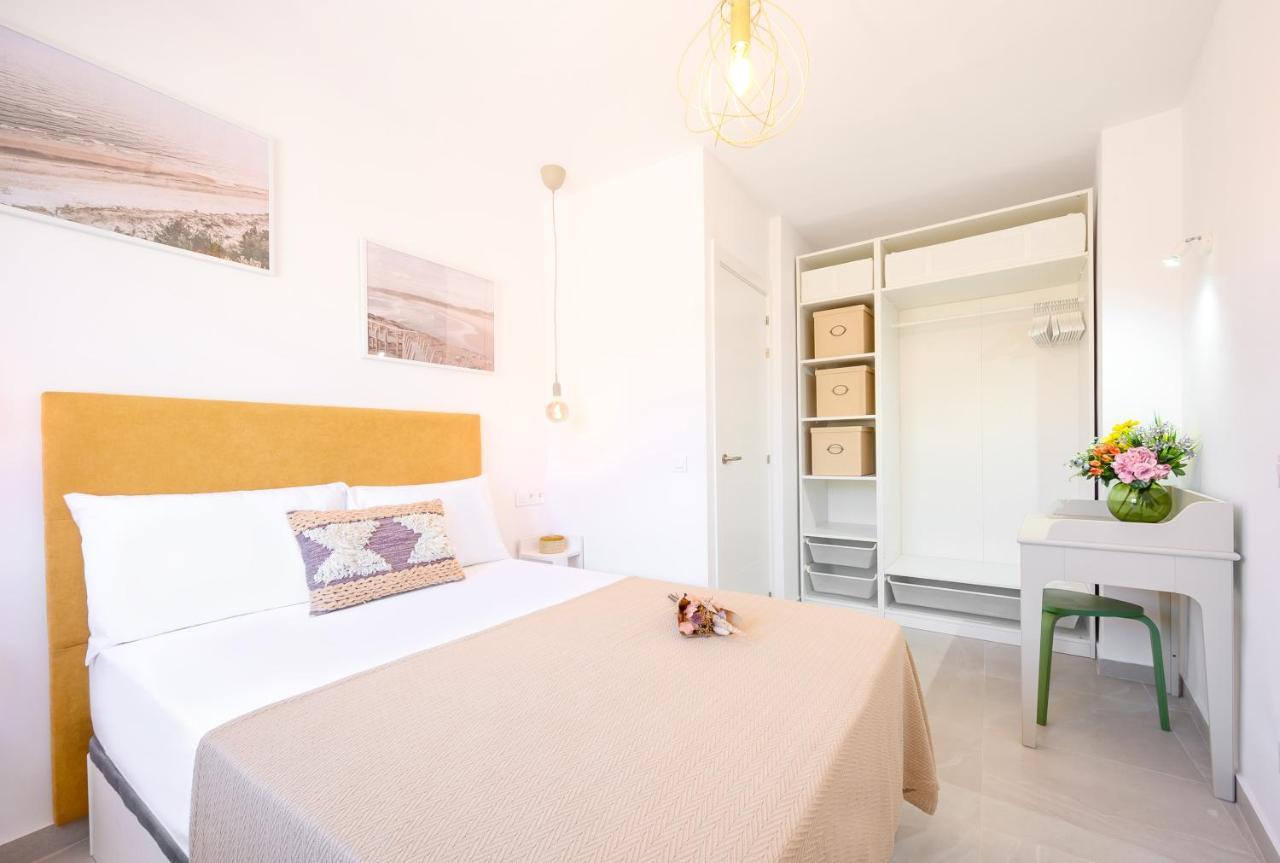 Apartment 2 Bedroom, New, 1 Min To The Beach, Center- Picasso By 10tosea *