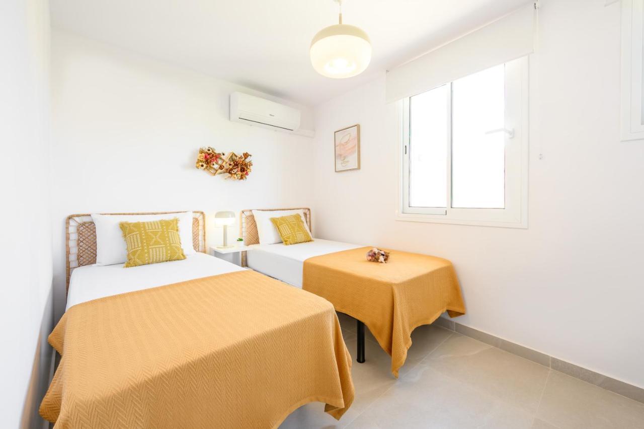 2 Bedroom, New, 1 Min To The Beach, Center- Picasso By 10tosea Apartment