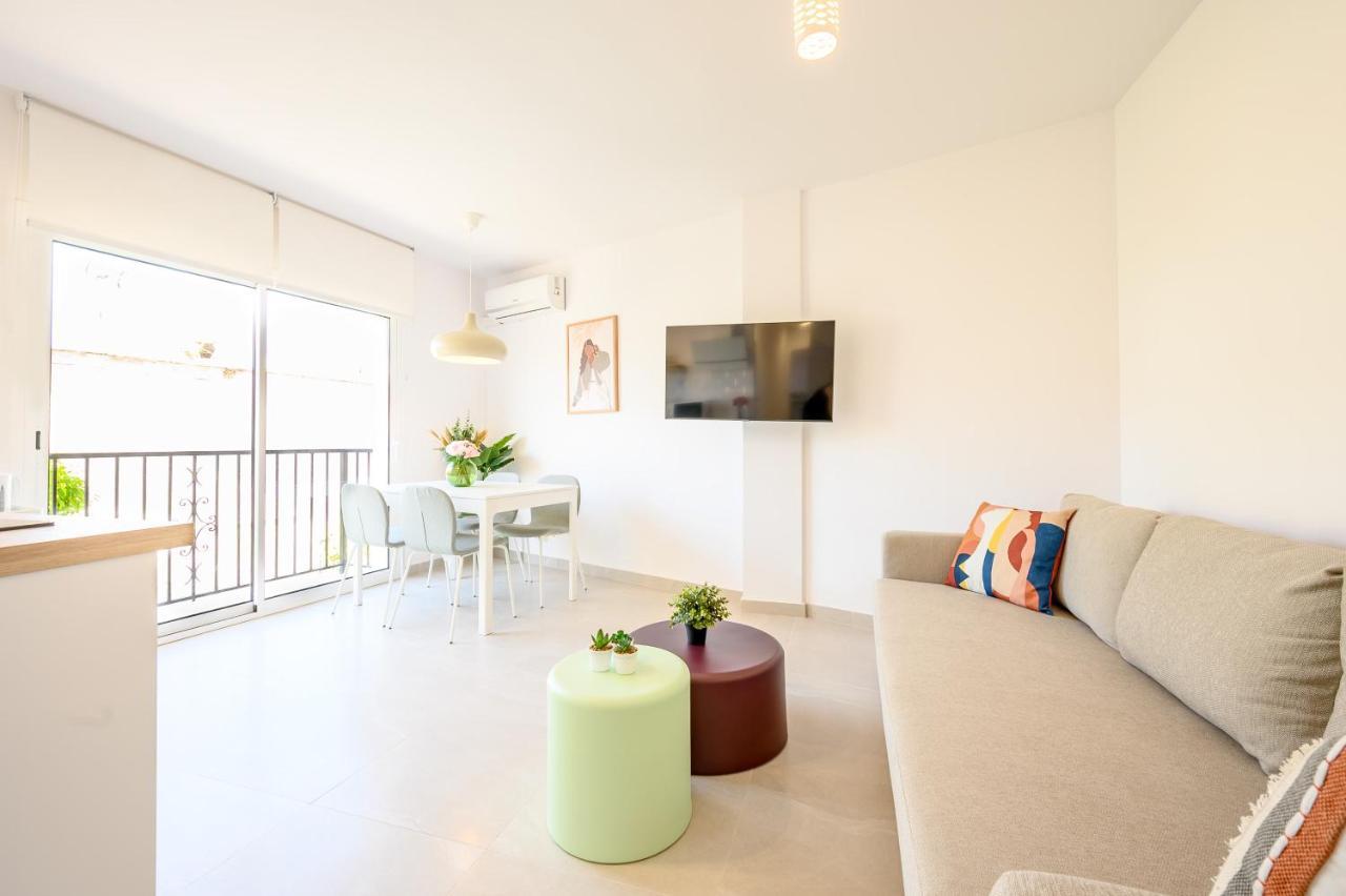 Apartment 2 Bedroom, New, 1 Min To The Beach, Center- Picasso By 10tosea *