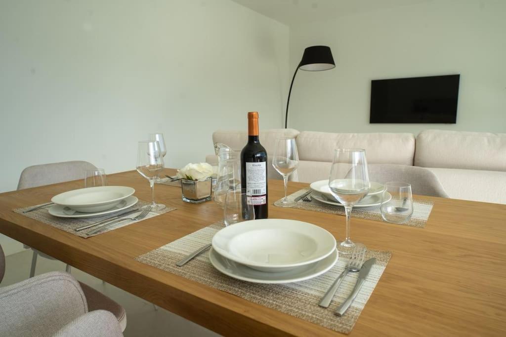 Flat Deluxe&pool Sea View Higueron West Apartamento