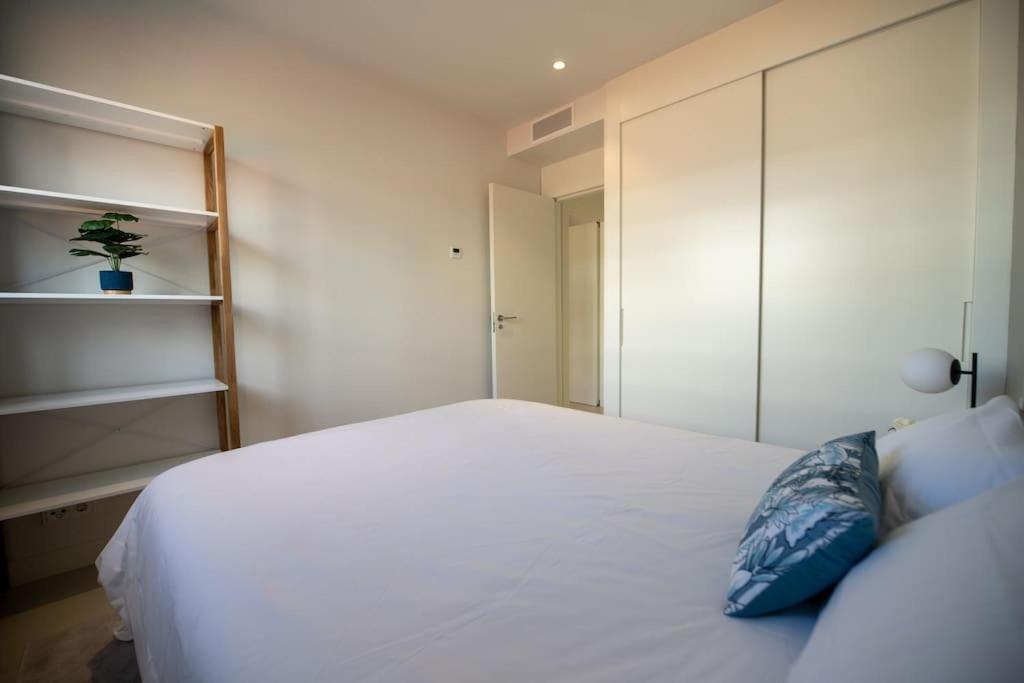 Flat Deluxe&pool Sea View Higueron West