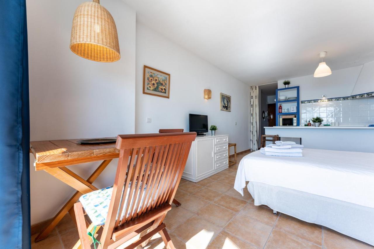 Ventana Al Mar Apartment *