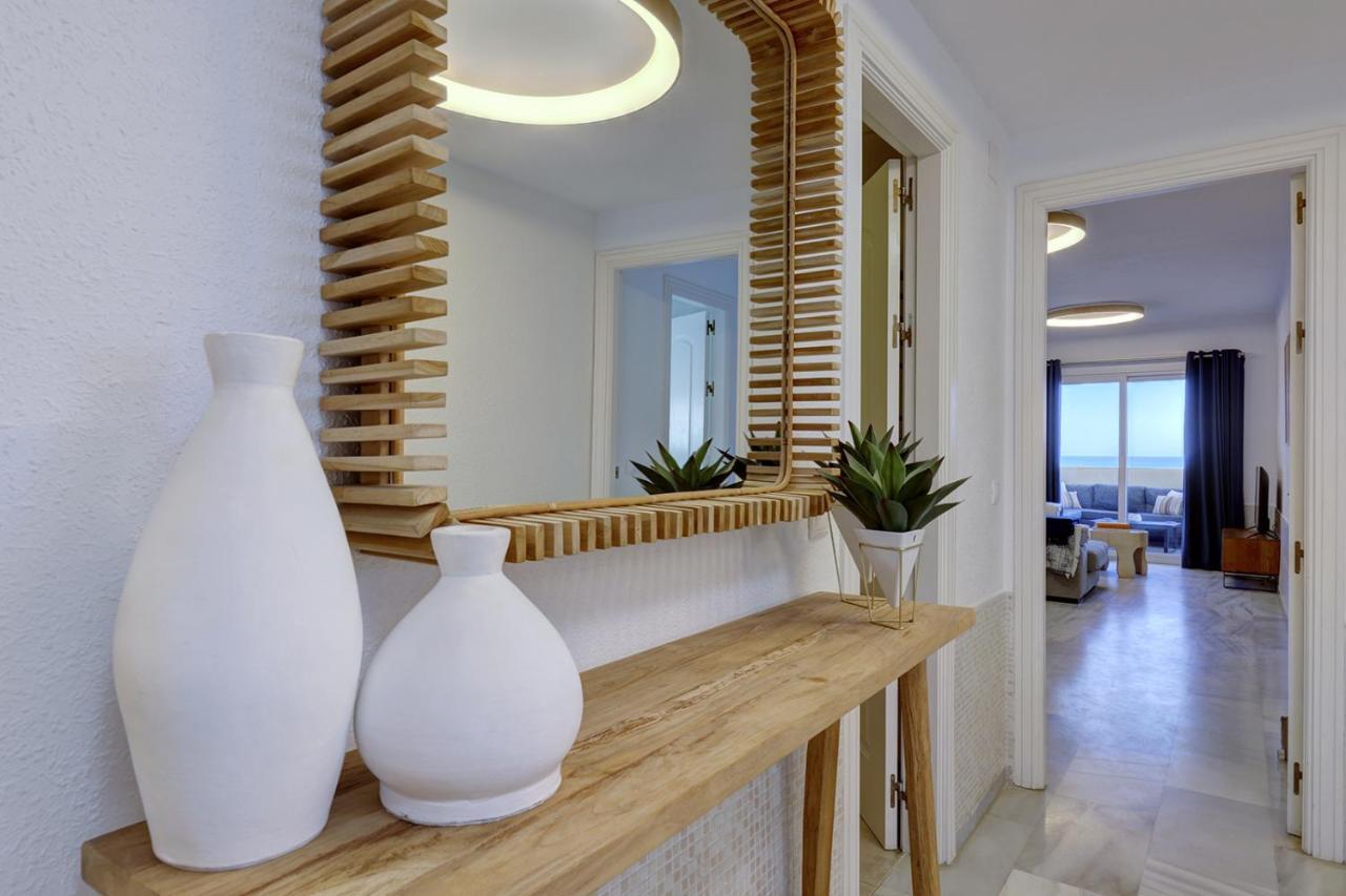 Apartment Front Row Penthouse On Carvajal *