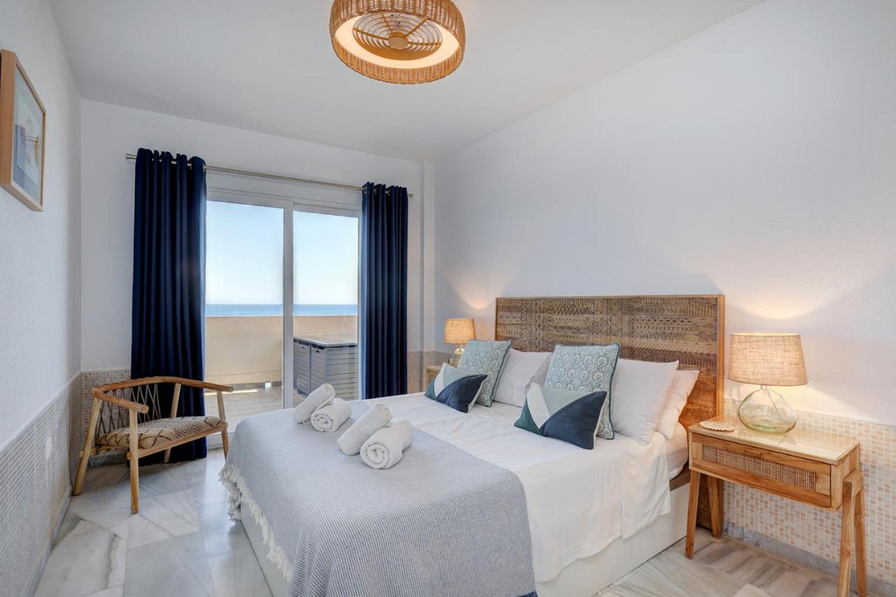 Apartment Front Row Penthouse On Carvajal