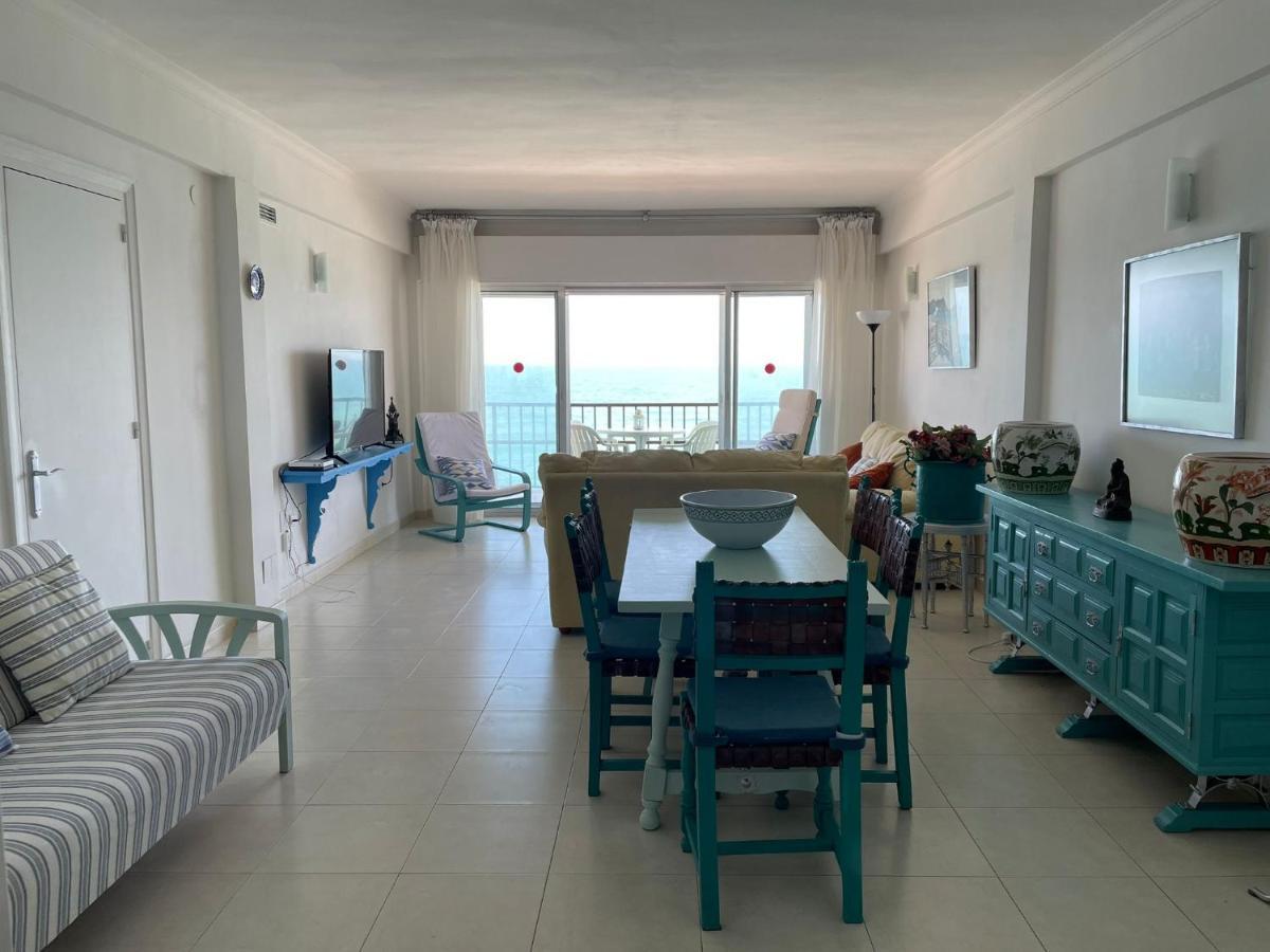 Great Terrace With Views To The Sea. 5th Floor Downtown Area Apartment Fuengirola