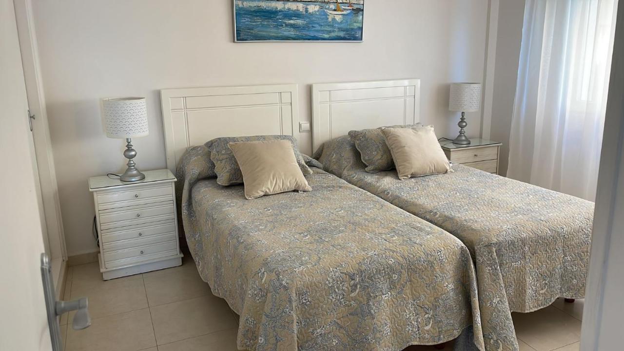 Great Terrace With Views To The Sea. 5th Floor Downtown Area Fuengirola