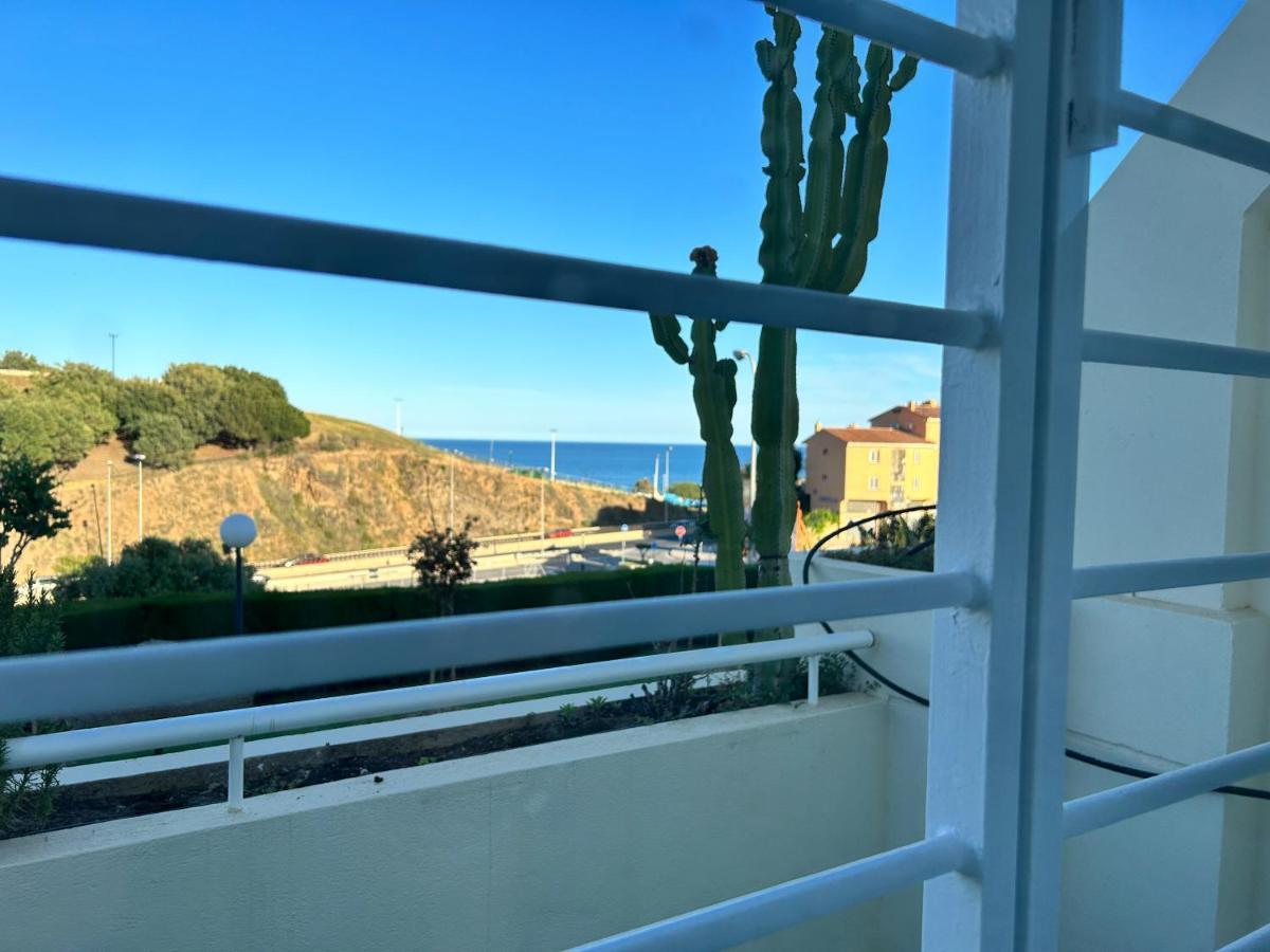 Apartment Castillo Malaga Paradaise 3 *