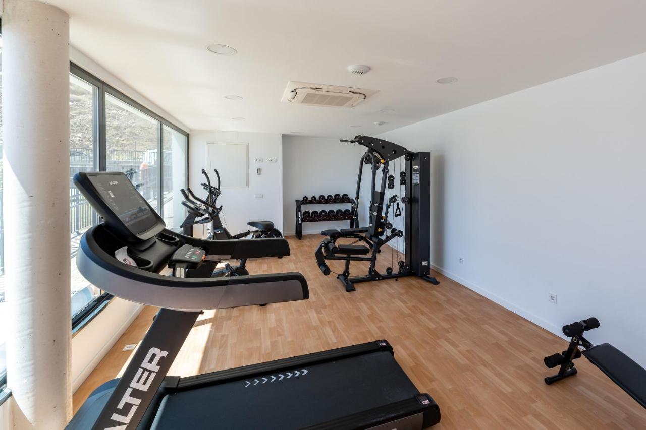 Penthouse Middel Views