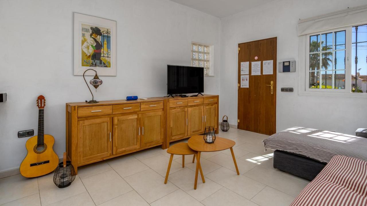 Apartment Exceptional Family With Pool By Costarentals - Ref 194