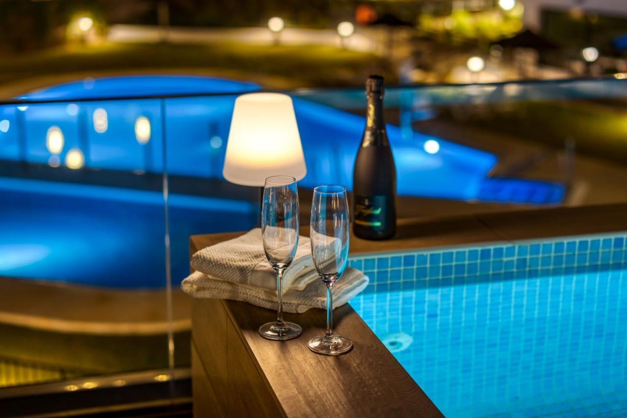 Apartment Stunning Penthouse W Private Pool In El Higueron By Costarentals - Ref 178 *