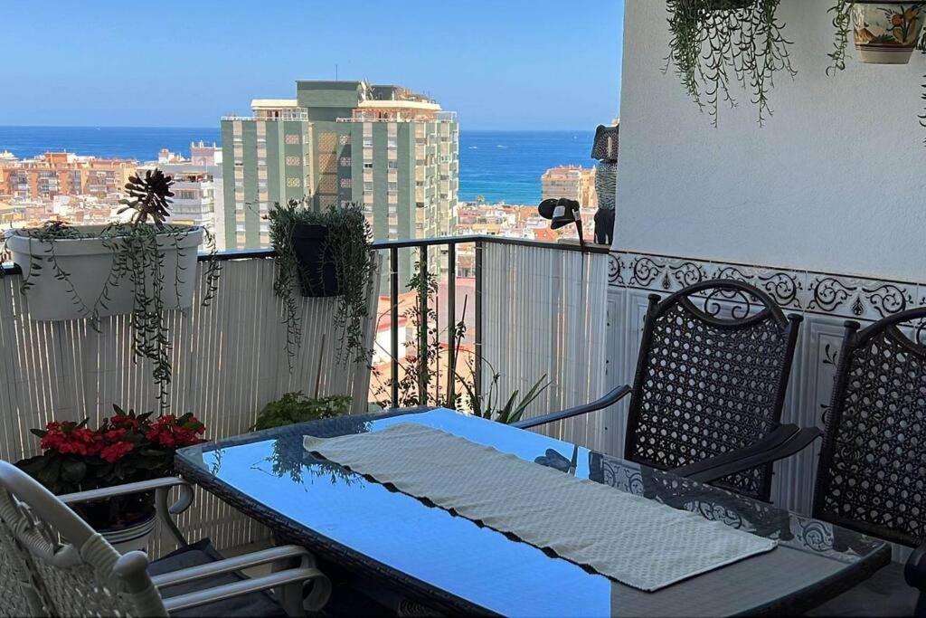 Cosy With Seaviews, Pool Close To Beach. Fuengirola