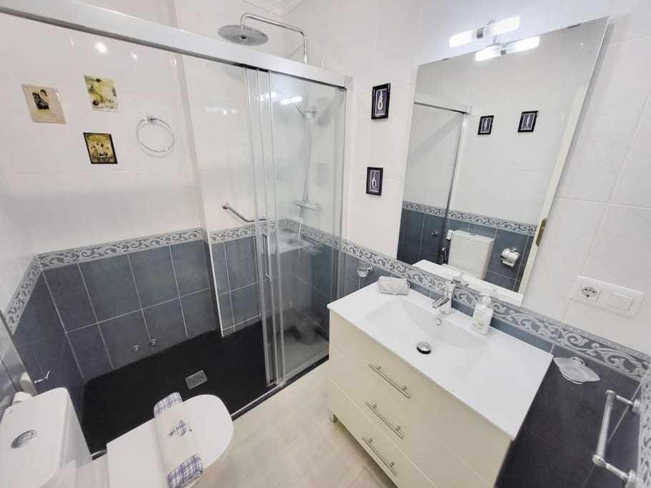 Boliches House 200m Wifi * Fuengirola